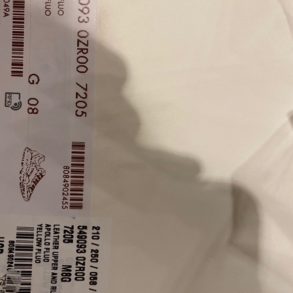 Gucci Leather Upper and Yellow Fluo Sneaker - Picture 6 of 6